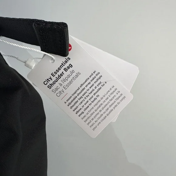 Lululemon Black City Essentials Shoulder Bag~NWT - Picture 4 of 7